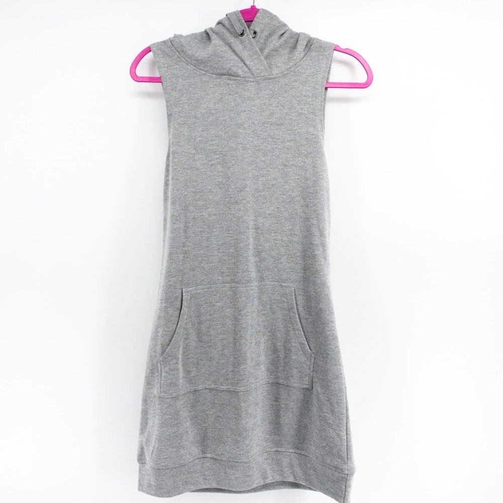 Fabletics Gray Sleeveless Long Hoodie Medium NWT